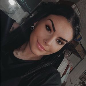 Meet your Posher, Ciara